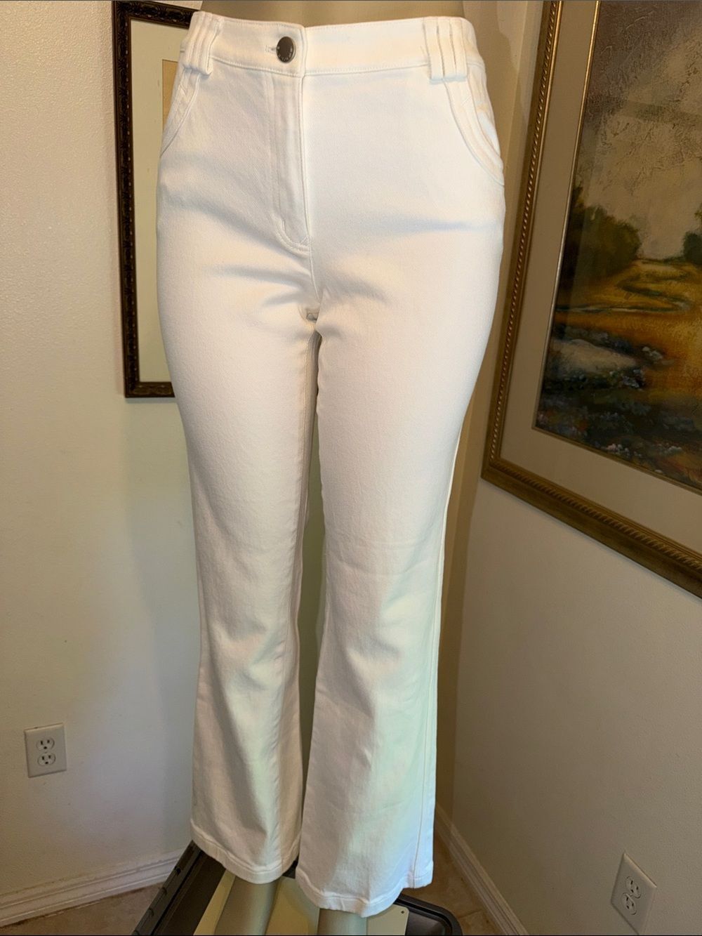 Elie Tahari White High-Rise Boot Cut Jeans Size 10